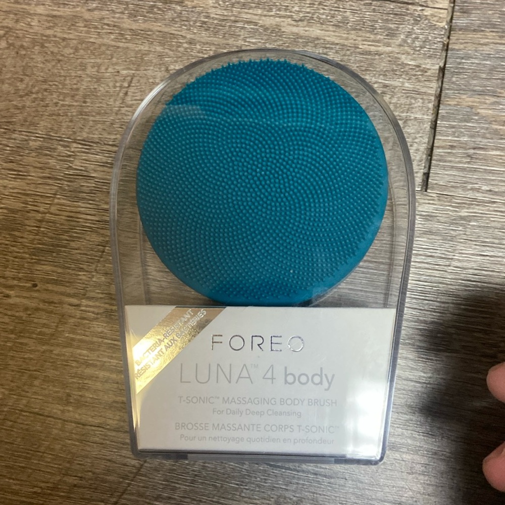 FOREO Luna 4 body